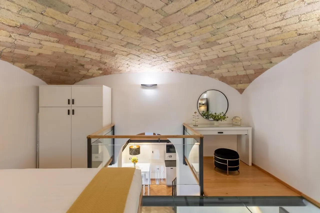 Iflat Trastevere Crystal Loft Rome 0*,
