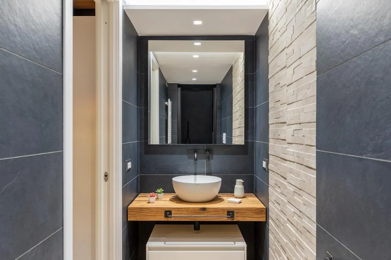 Apartment Iflat Trastevere Crystal Loft Rome
